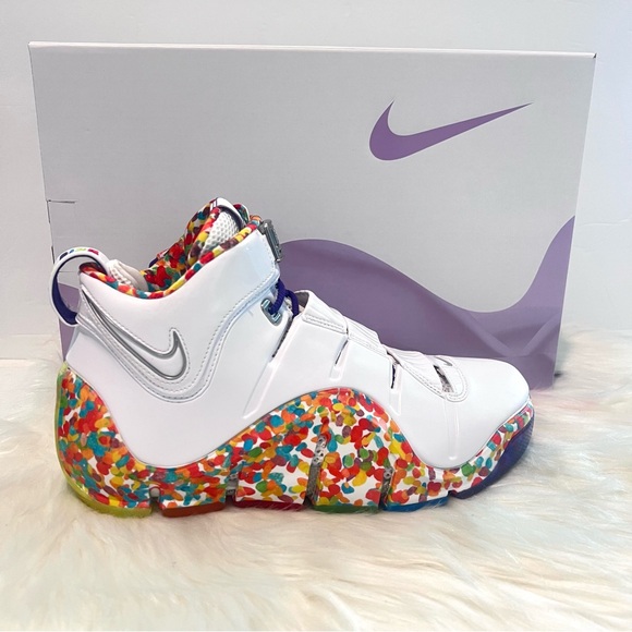 Nike Zoom LeBron 4 Retro Fruity Pebbles DQ9310-100 (2024) Size Men 9 Women 10.5 - Picture 4 of 12